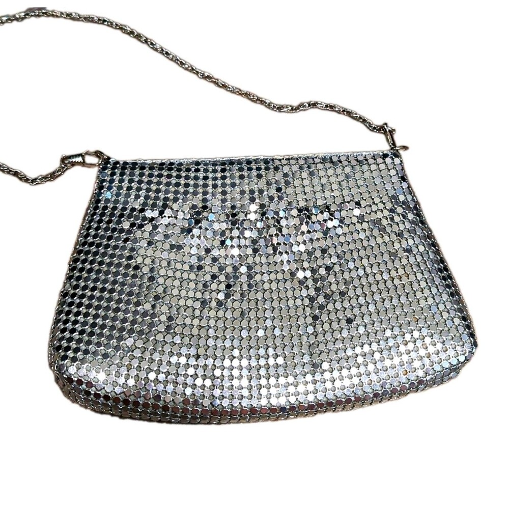 Silver Metallic Metal Mesh Zip Shoulder Bag Chain Strap Lined Medium 9x7x3